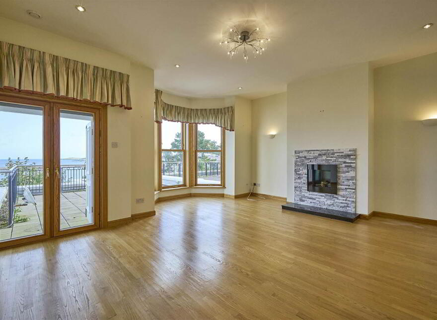 Apt 18, Lorelei, Princetown Road, Bangor, BT20 3TF