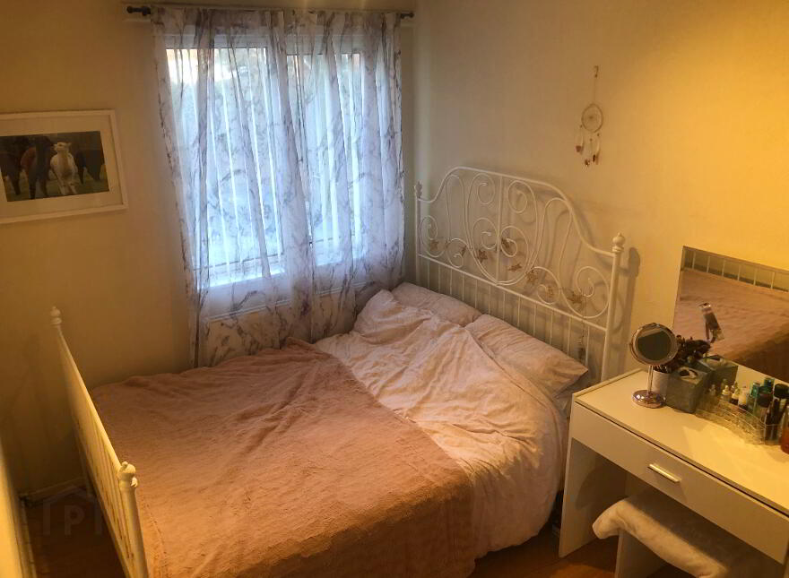 Flat 12-206 Lisburn Road, Belfast, BT9 6GD