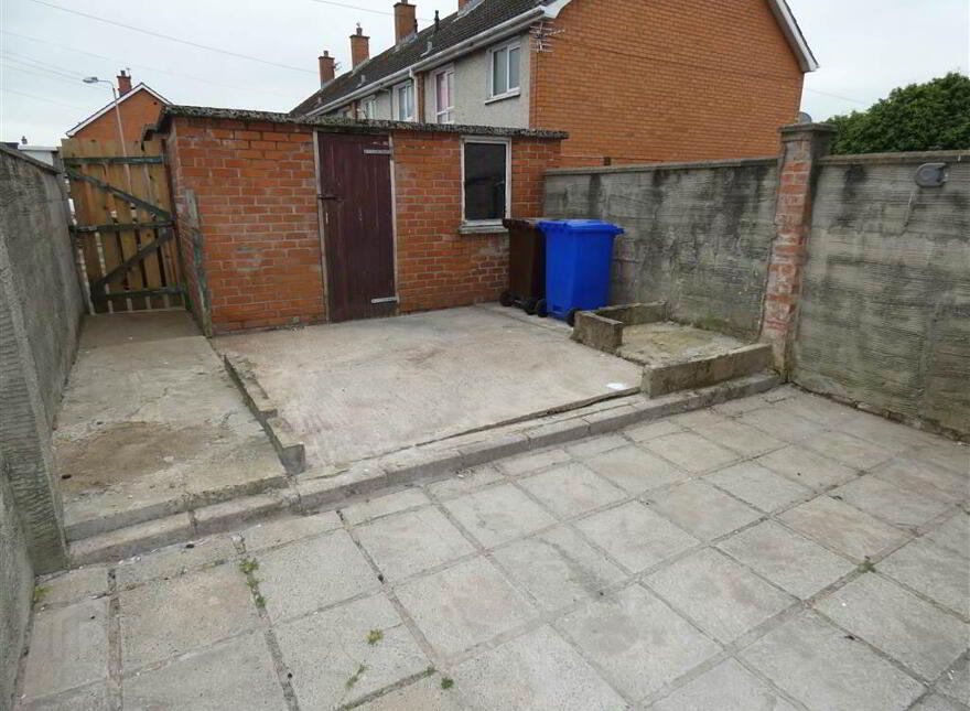 149 Kinross Avenue, Tullycarnet, Belfast, BT5 7GG