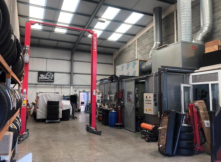 Unit 18, Alloy Wheel Repairs NI, Carrowreagh Business Park, Carrowreag...Belfast, BT16 1QQ