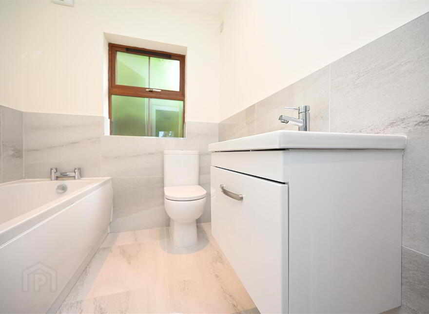 1a Knockvale Park, Belfast, BT5 6HH