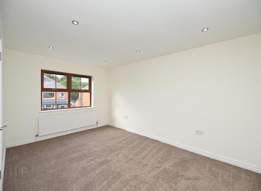 1a Knockvale Park, Belfast, BT5 6HH