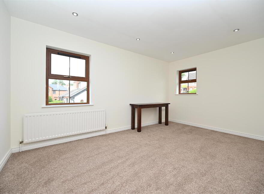 1a Knockvale Park, Belfast, BT5 6HH