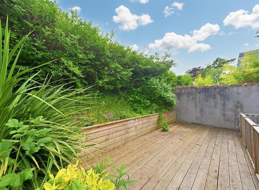 1a Knockvale Park, Belfast, BT5 6HH