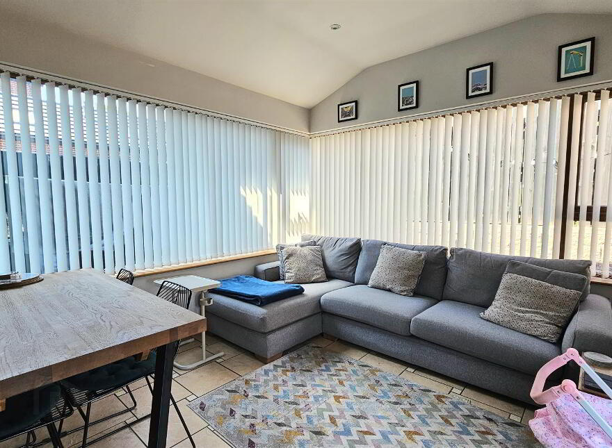 77 Woodburn Road, Carrickfergus, BT38 8PS