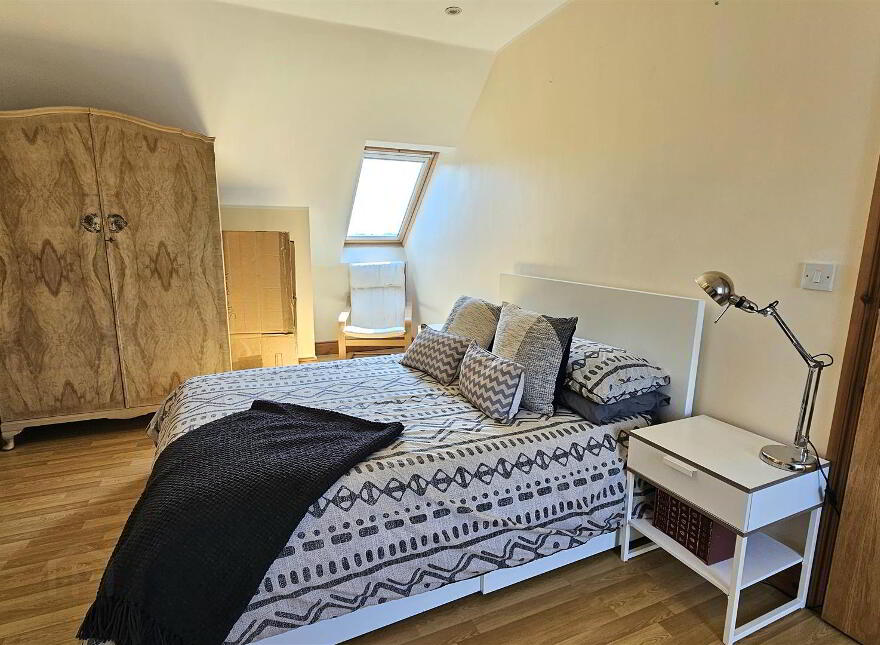 77 Woodburn Road, Carrickfergus, BT38 8PS