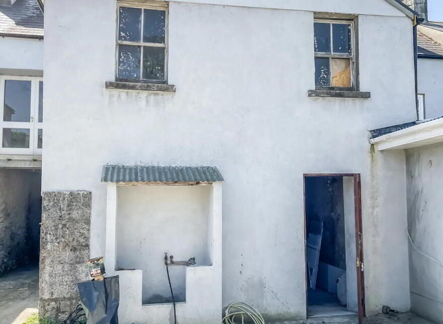 Church Street, Strokestown, F42T021