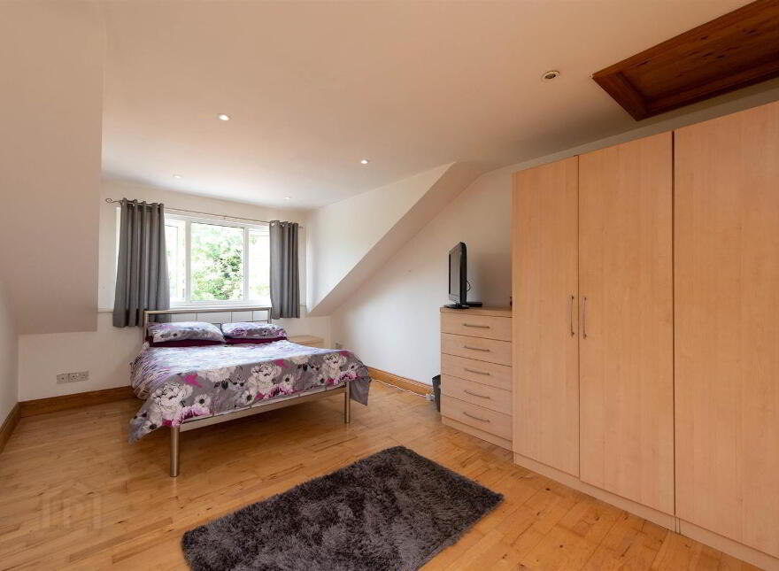 40 Saintfield Road, Crossgar, BT30 9HY