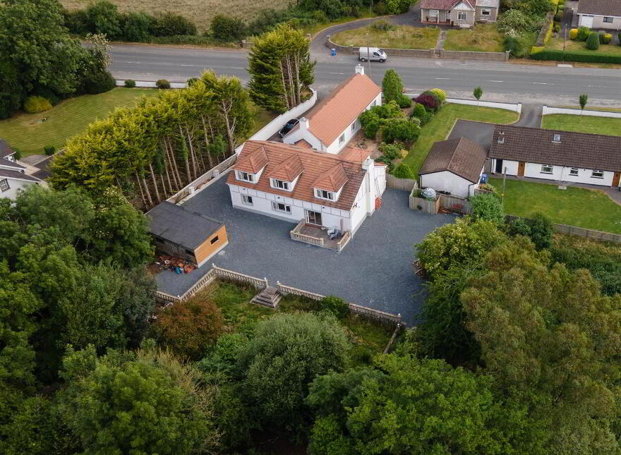 40 Saintfield Road, Crossgar, BT30 9HY