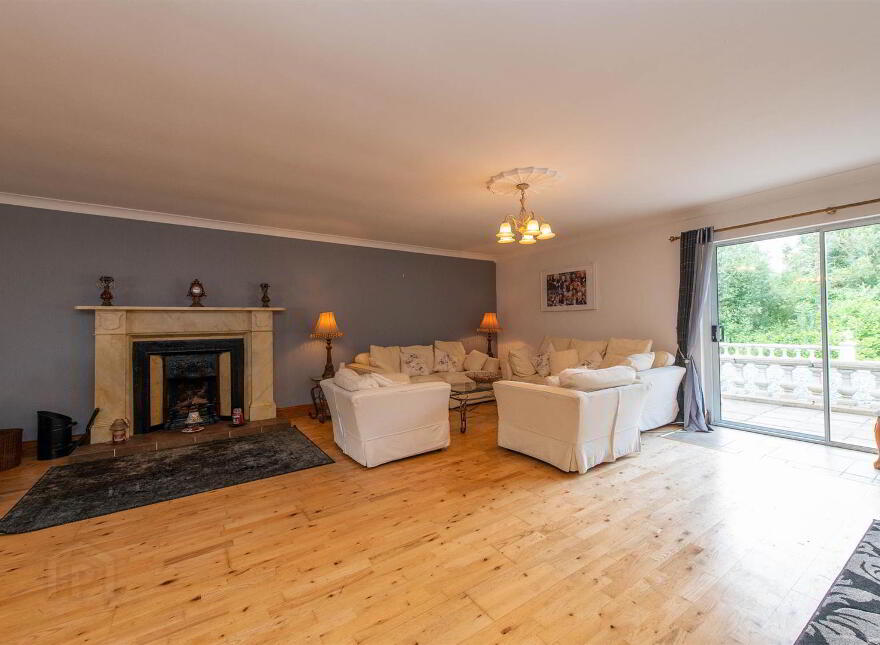 40 Saintfield Road, Crossgar, BT30 9HY
