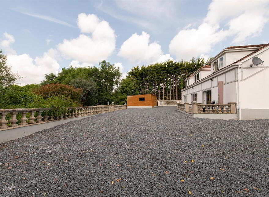 40 Saintfield Road, Crossgar, BT30 9HY