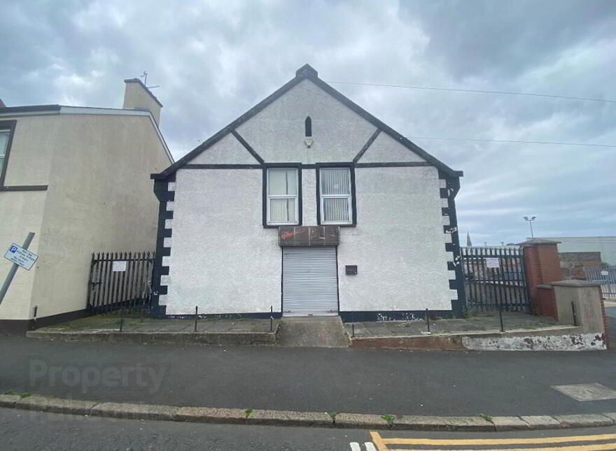 36 Windsor Avenue, Lurgan, BT67 9BG photo