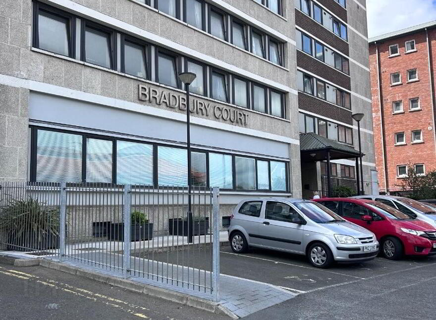 001 Bradbury Court, Behind Queens MBC Building, Belfast, BT9 7JL