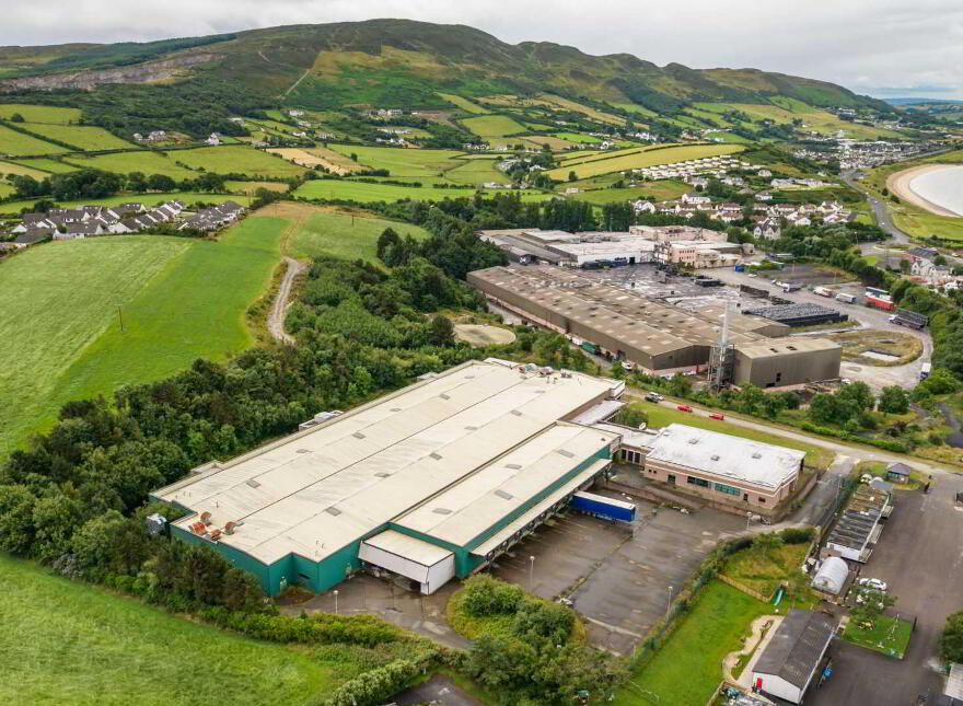 Former Flanagans Showroom, Looking Glass Brae, Buncrana, F93FH33
