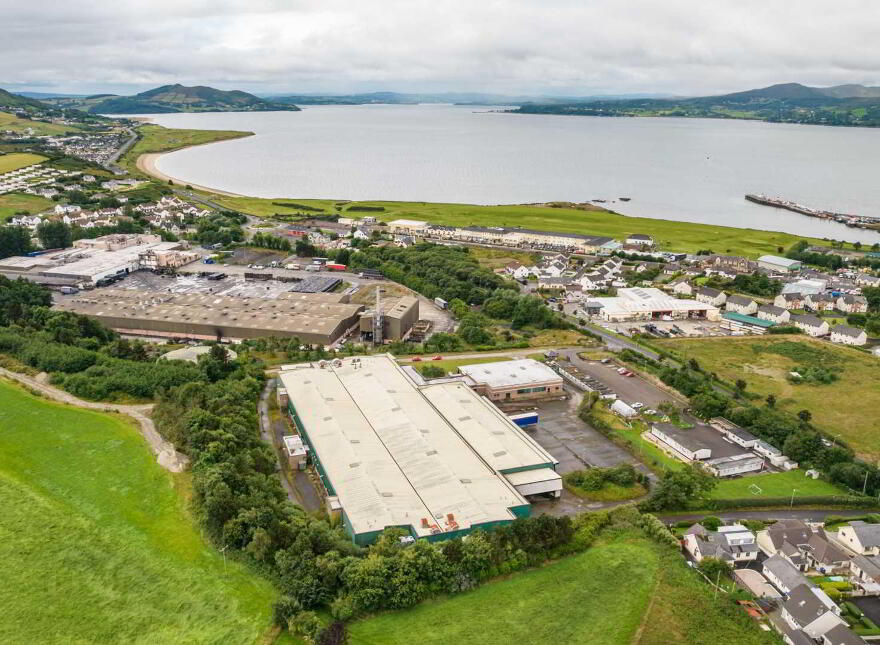 Looking Glass Brae, Buncrana, F93E272
