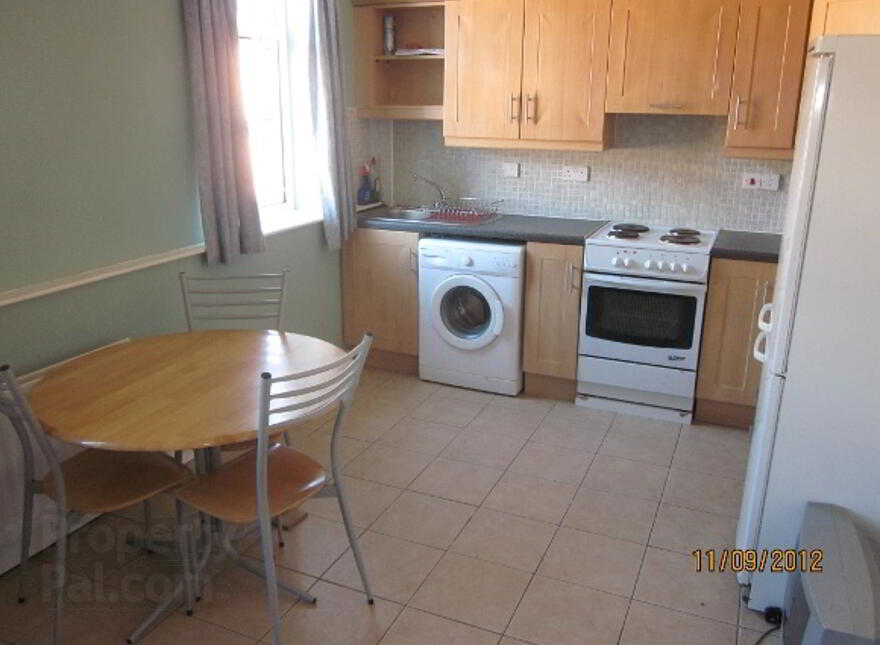 Unit 3, 76 Fitzroy Avenue, Belfast, BT7 1HX photo