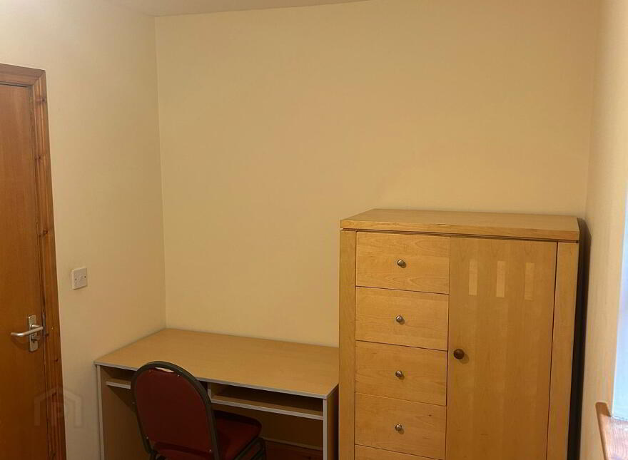 Unit 1, 100 Fitzroy Avenue, Belfast, BT7 1HX