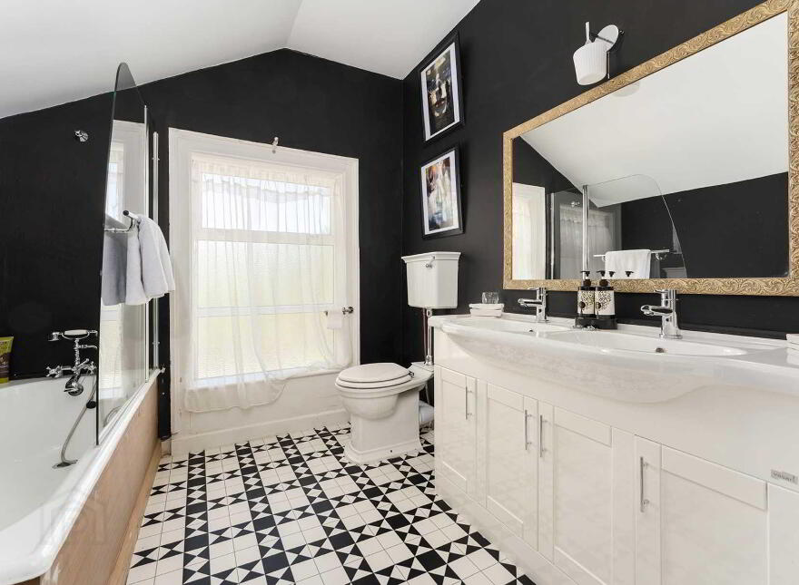 Manor House, Plus Site, Mill Park Road, Enniscorthy, Y21R7P0