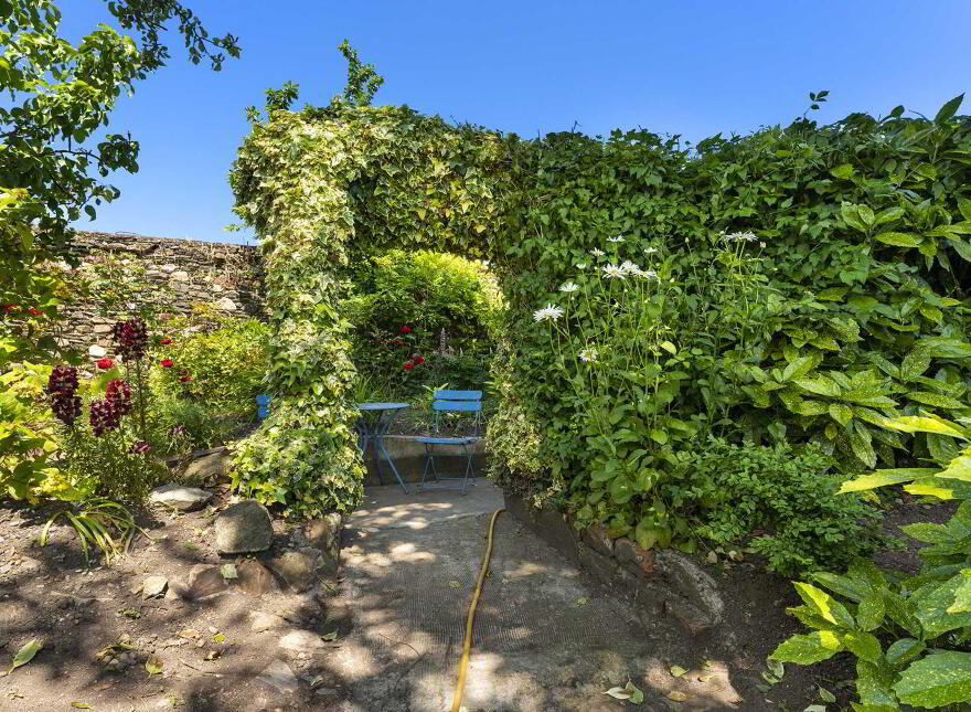 Manor House, Plus Site, Mill Park Road, Enniscorthy, Y21R7P0