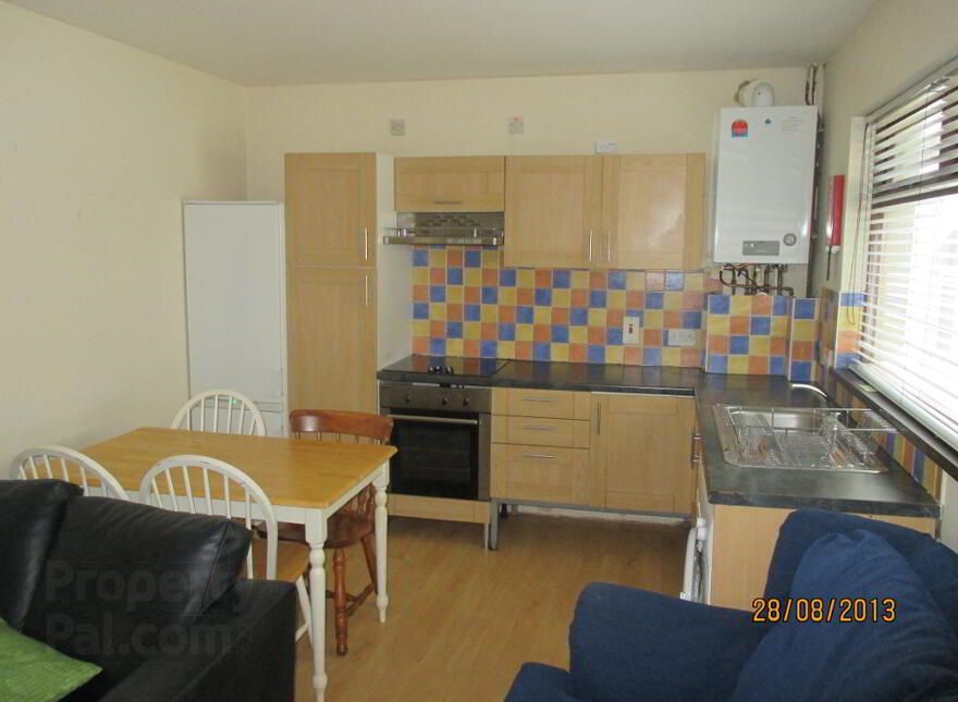 Unit 2, 103 Fitzroy Avenue, Belfast, BT7 1HU photo