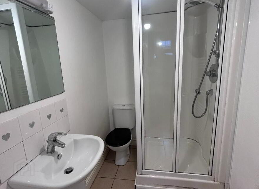3, 71 Fitzroy Avenue, Belfast, BT7 1HT