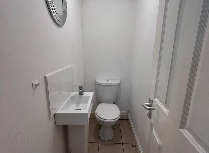 2, 88 Fitzroy Avenue, Belfast, BT7 1HX