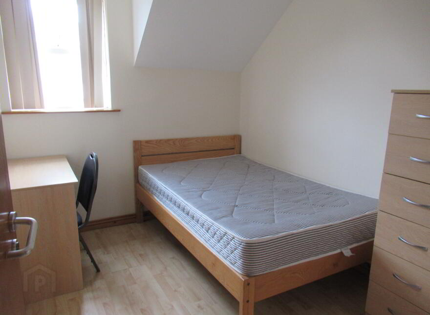 Unit 8, 58-60 Cromwell Road, Belfast, BT7 1JY