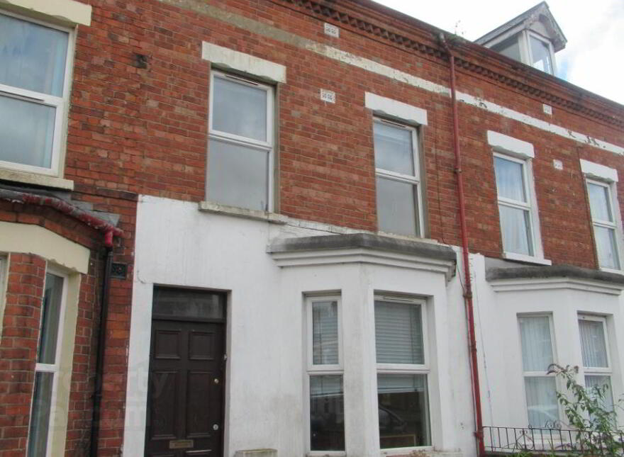 92 Agincourt Avenue, Belfast, BT7 1QB photo