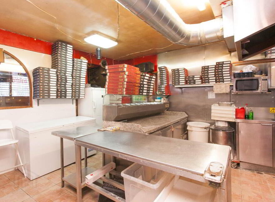 Isabella Pizzeria, Belfast, BT12 6AG