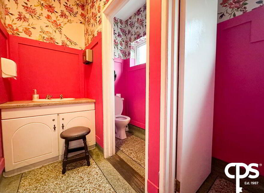 The Derryvale Inn, Derrynoose, Armagh, BT60 3EZ