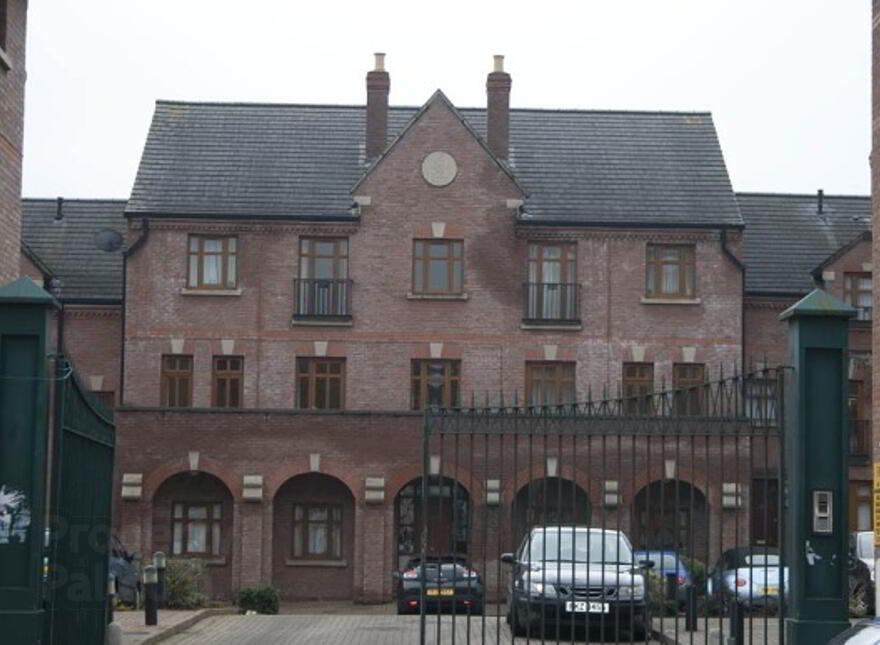 16 The Cloisters, Belfast, BT7 1GD photo