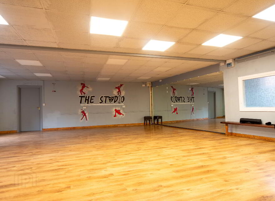Shambles Business Centre, Unit 9/10 77 Lower English St, Armagh, BT61 7LJ