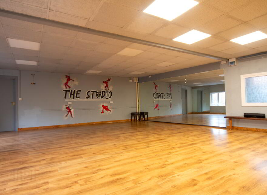 Shambles Business Centre, Unit 9/10 77 Lower English St, Armagh, BT61 7LJ