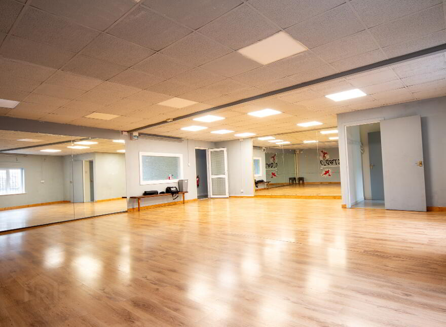 Shambles Business Centre, Unit 9/10 77 Lower English St, Armagh, BT61 7LJ