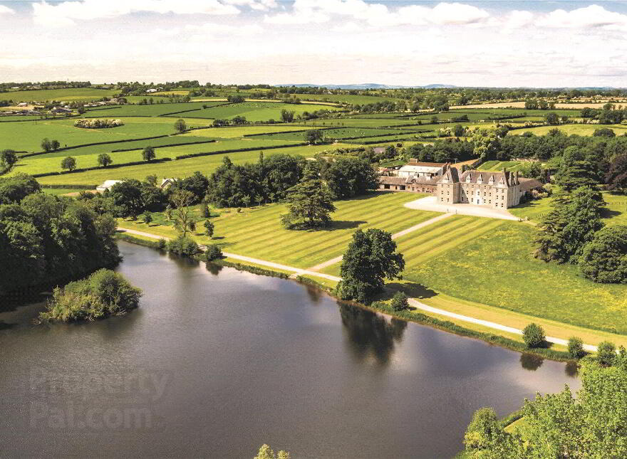 Barne Estate, Clonmel, E91CX96 photo