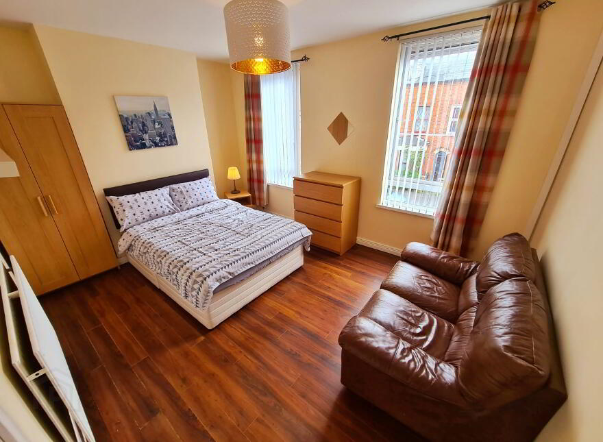 Lothair Ave, Belfast, BT15 2HU