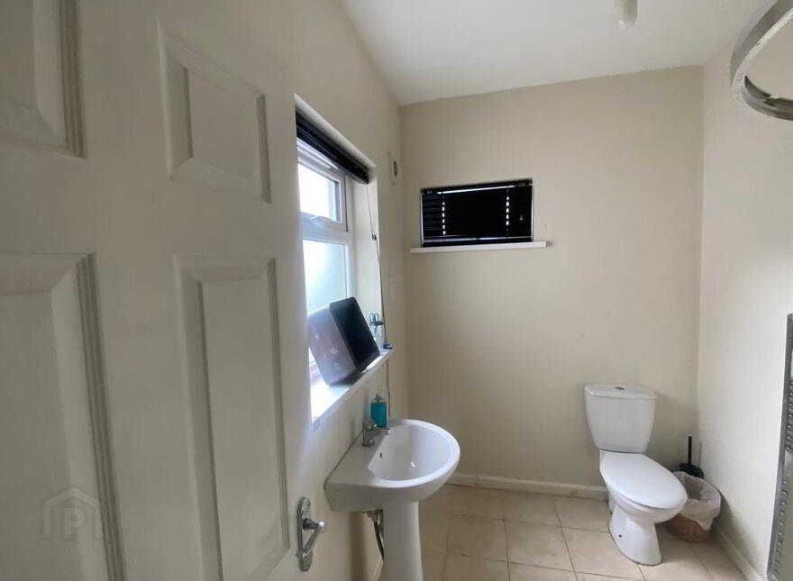 89 Ashley Avenue, Lisburn Road, Belfast, BT9 7BU