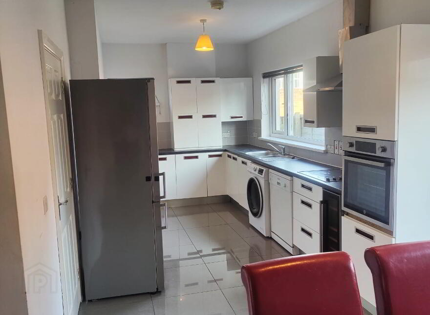 89 Ashley Avenue, Lisburn Road, Belfast, BT9 7BU