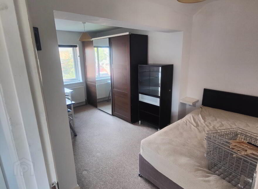 89 Ashley Avenue, Lisburn Road, Belfast, BT9 7BU