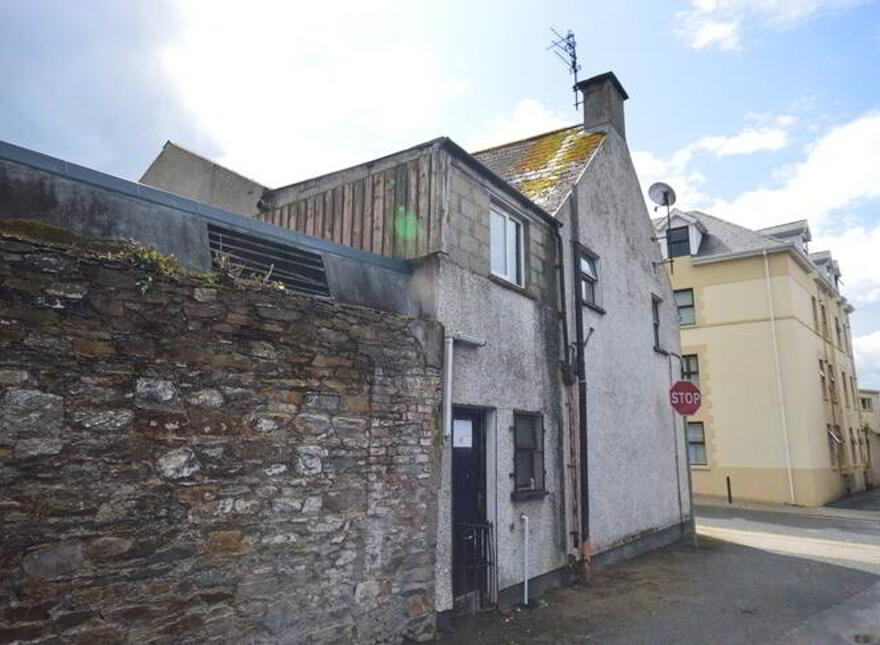 Main Street, Lifford, F93HPR8