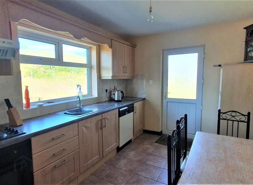 Chapel Road, Brinalack, Co. Donegal - Traditional Cottage, Derrybeg