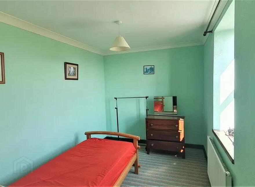 Chapel Road, Brinalack, Co. Donegal - Traditional Cottage, Derrybeg