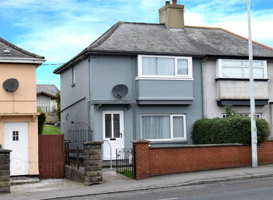 33 Bangor Road, Newtownards, BT23 7BZ photo