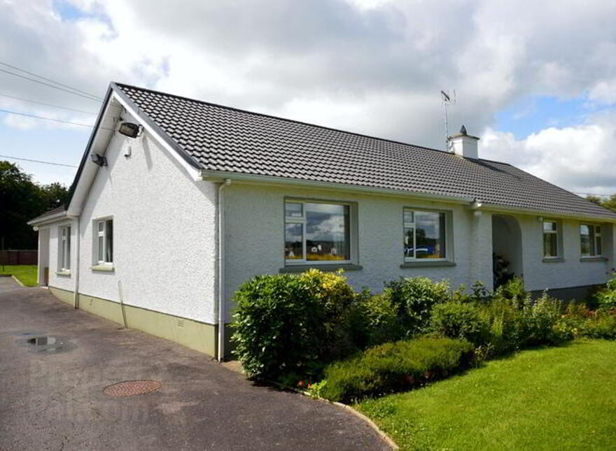Property For Sale in Republic of Ireland, €200,000 to €375,000, 5 to 4 ...