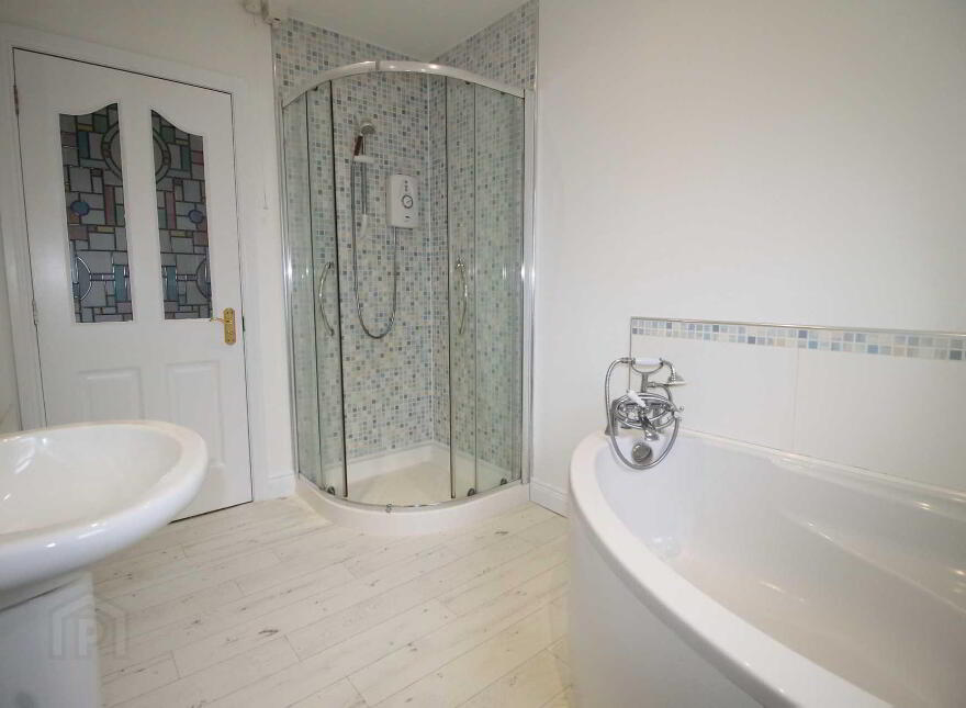 6 Whitebridge Park, Derry, Londonderry, BT48 0SS