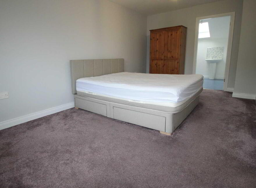 6 Whitebridge Park, Derry, Londonderry, BT48 0SS