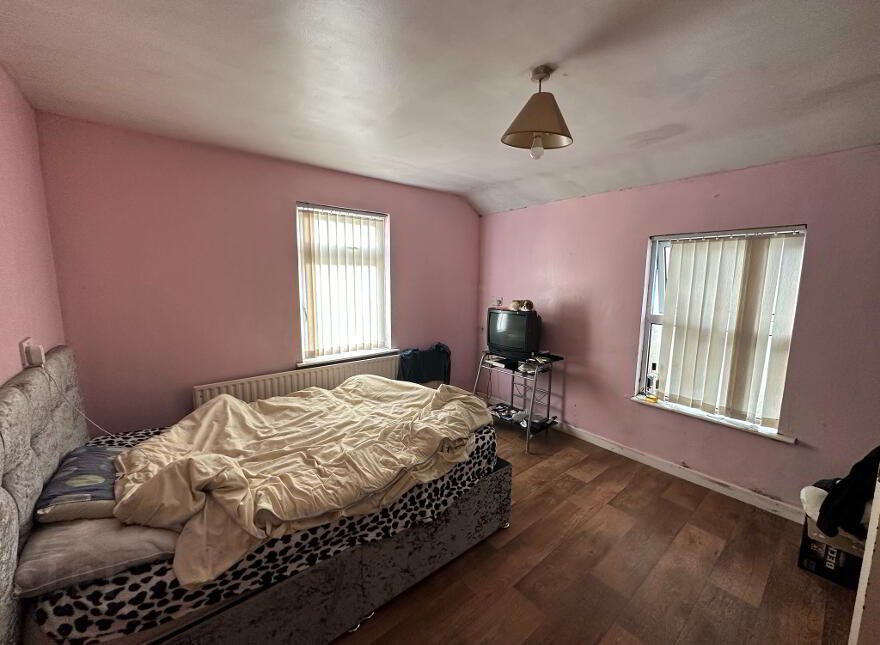 Unit 1 & 2, 4 The Square, Newtownhamilton, Newry, BT35 0AA