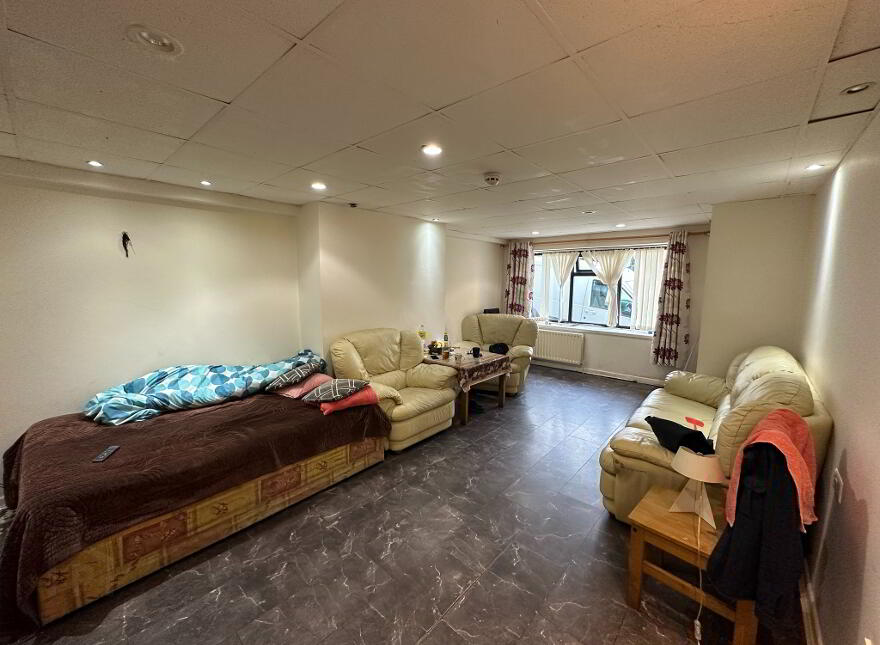 Unit 1 & 2, 4 The Square, Newtownhamilton, Newry, BT35 0AA