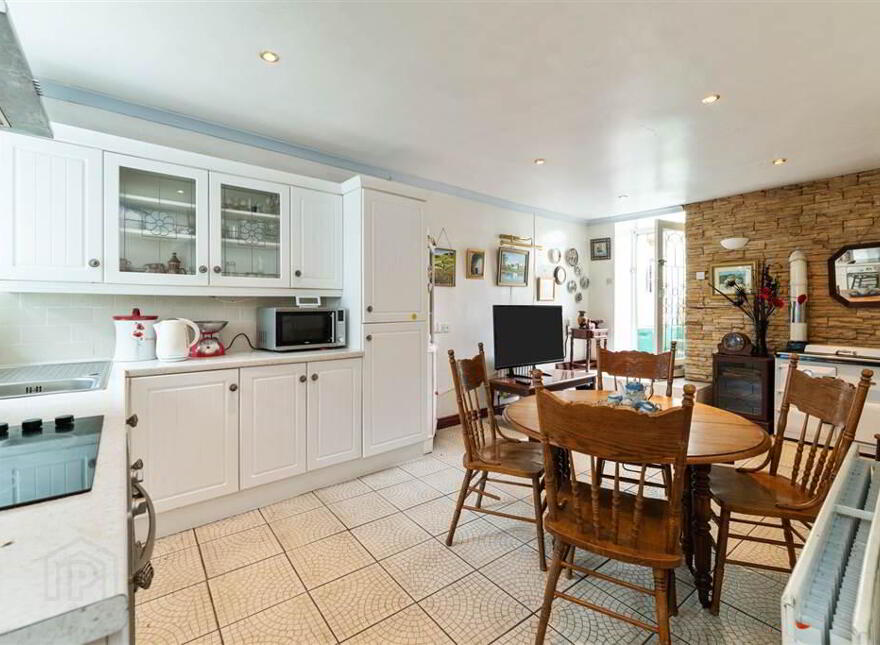 5 The Square, Strangford, BT30 7ND