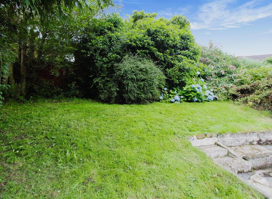 8 Church Drive, Newtownabbey, BT36 6EX